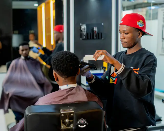 Haircut and fade in progress at GEE M'S Barbershop, Nairobi, photo 7