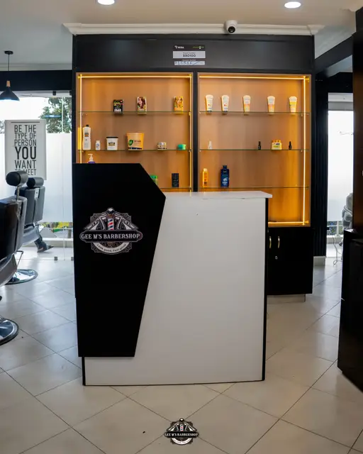 Inside GEE M'S Barbershop, Nairobi, photo 3