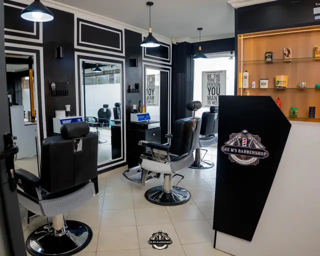 Inside GEE M'S Barbershop, Nairobi, photo 6