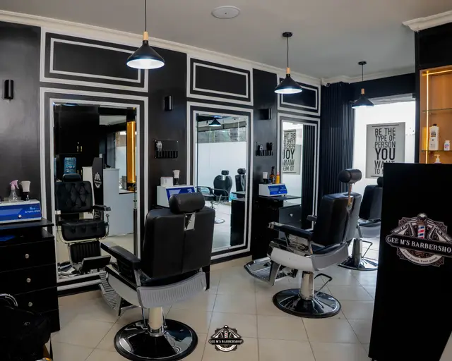 Inside GEE M'S Barbershop, Nairobi, photo 9
